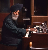 Dr. Lonnie Smith